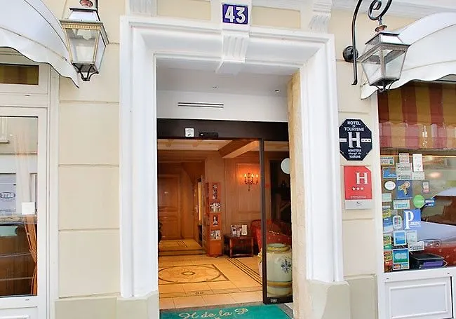 פריז Hotel De La Paix
