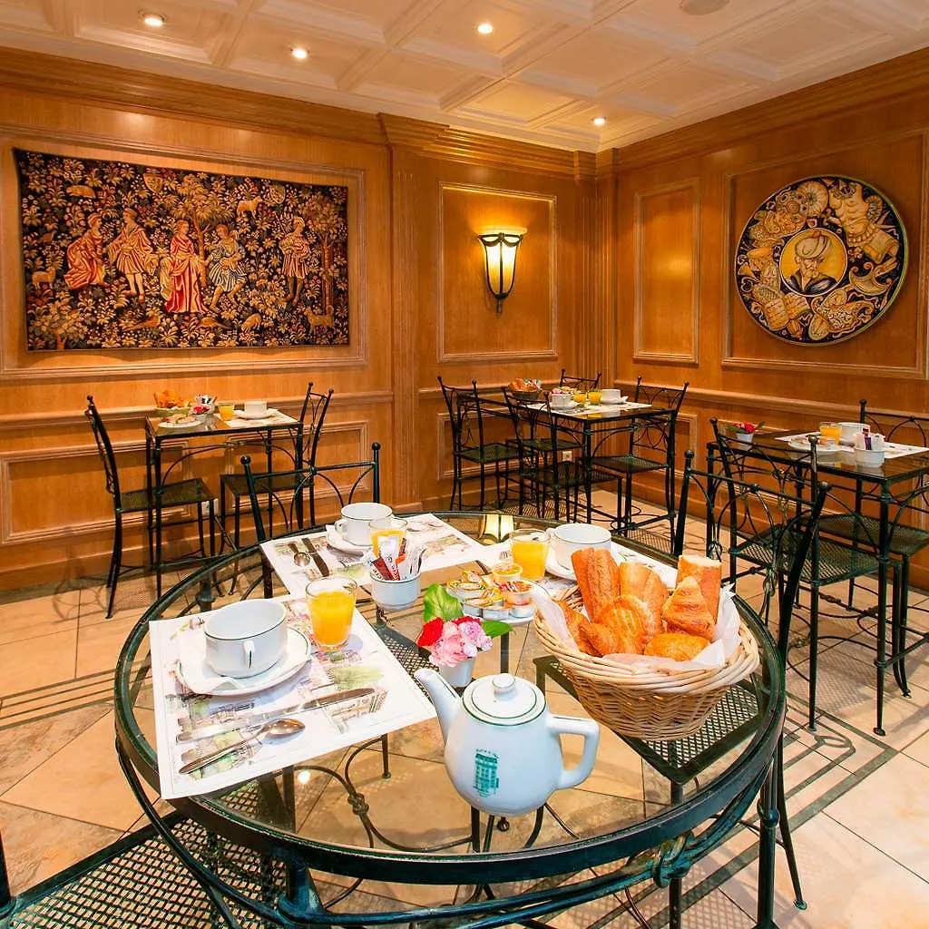 פריז Hotel De La Paix